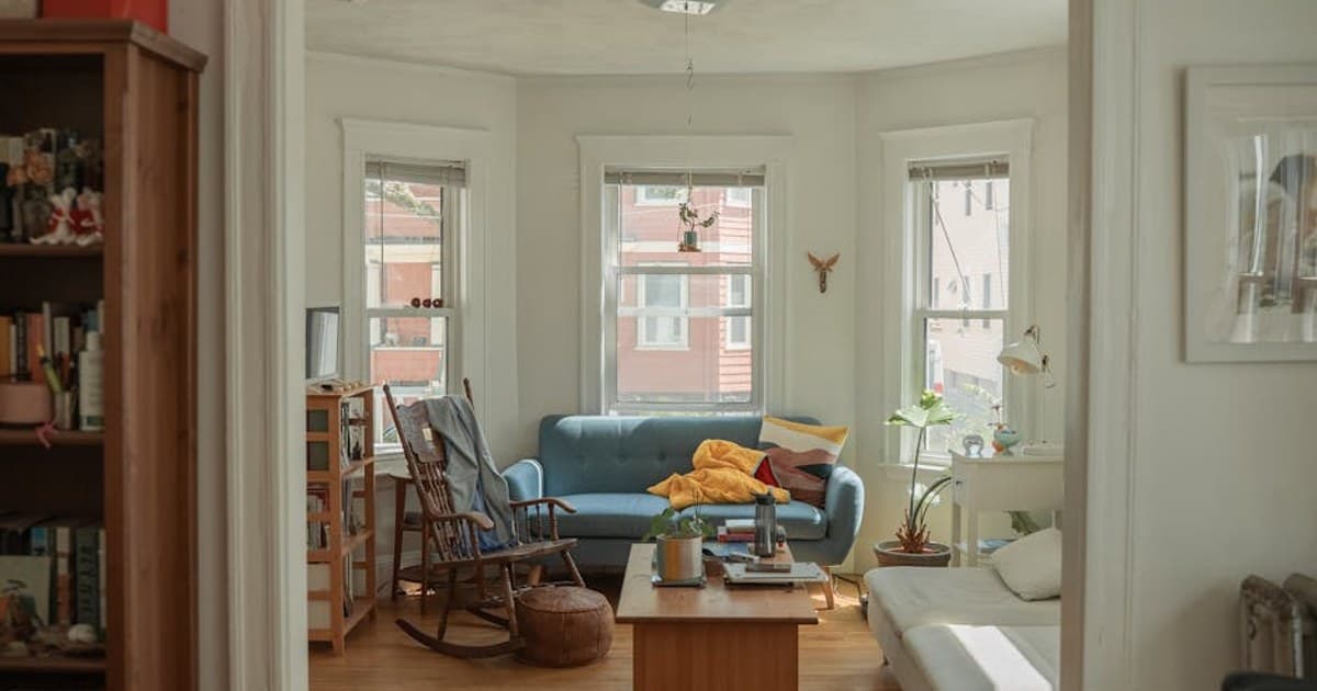 Cannabis Delivery Services: How They Work and What to Know